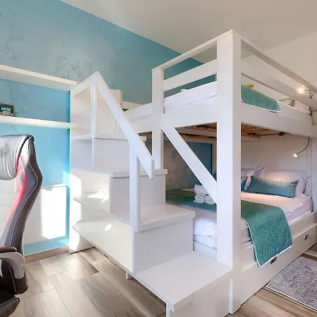 Amaii By Interhome Karigador