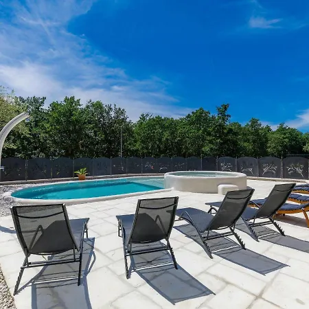 Amaii By Interhome *