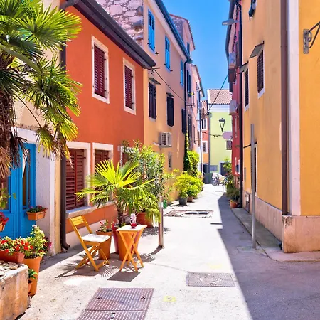 Amaii By Interhome Tatil Evi