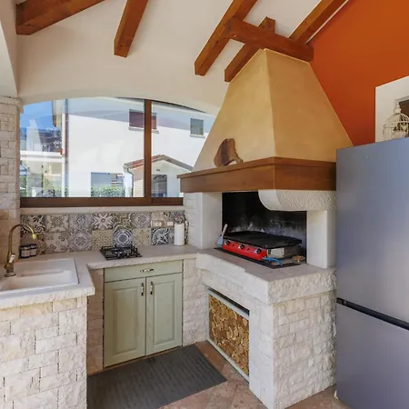 Amaii By Interhome Tatil Evi