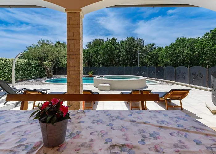 Amaii By Interhome * Karigador