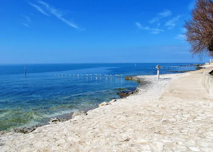 Amaii By Interhome Karigador