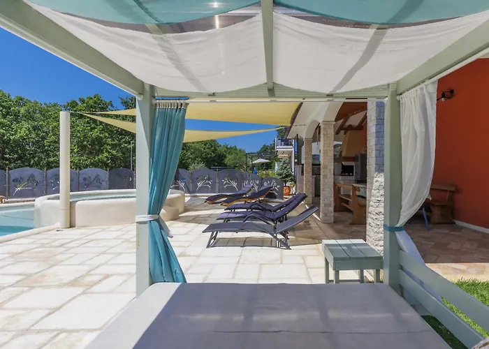 Amaii By Interhome * Karigador